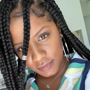 Meet your Posher, Janea